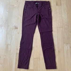 Athleta Bettona Leggings/Pants with Pockets size S